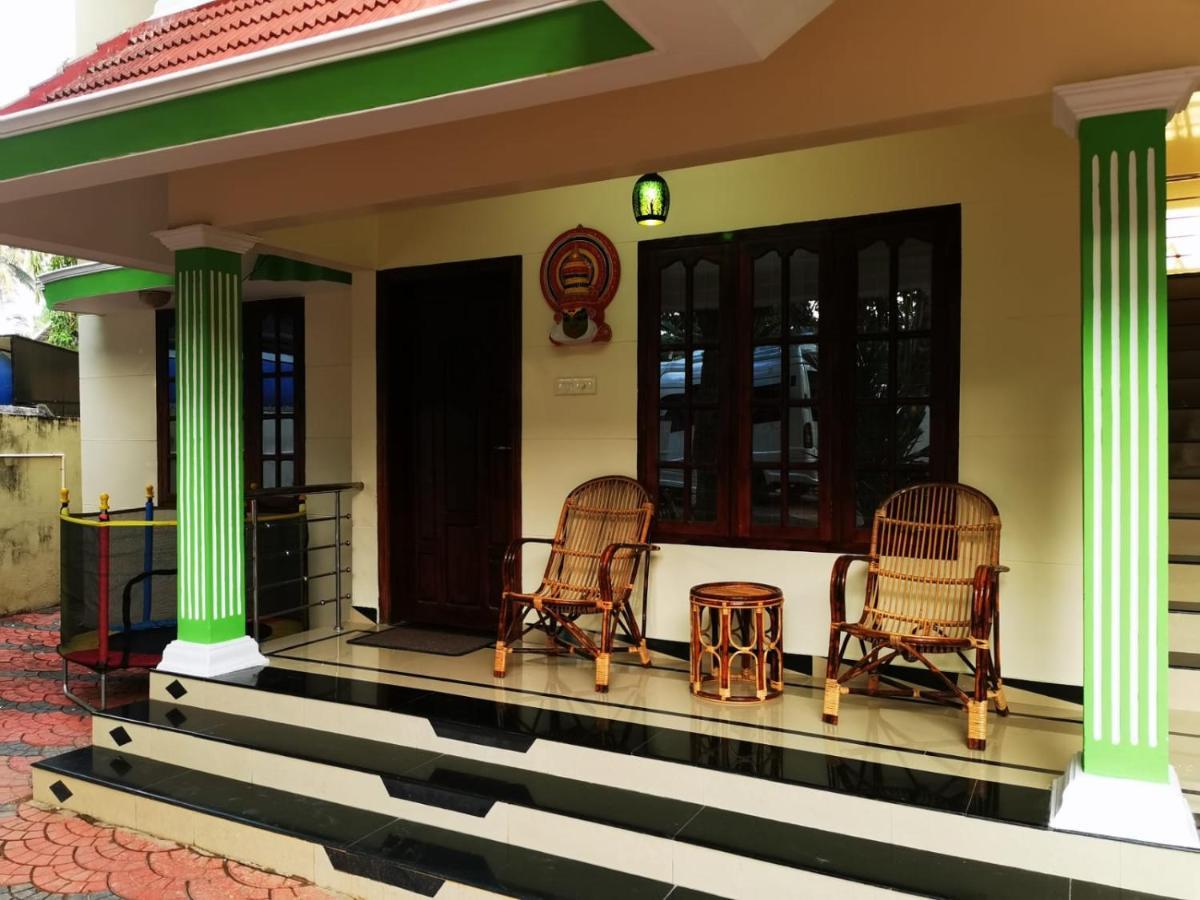 J2 Home Stay - Luxury Homes With Caravan Services Thiruvananthapuram Dış mekan fotoğraf